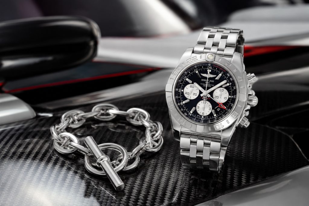 腕時計とジュエリーの重ね付けガイド|G-SHOCK・高級スポーツウォッチの組み合わせ方を解説